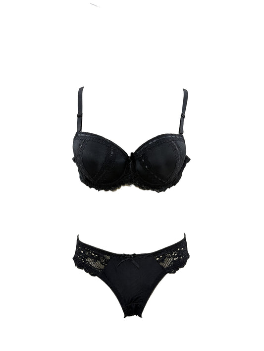 Soft Lift Lace Bra and Brief Set